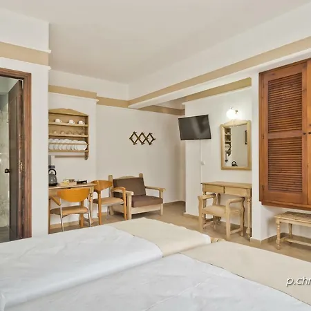 Philoxenia Studios 1 Karpathos Town  Exterior photo